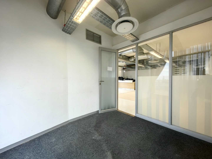 To Let commercial Property for Rent in Woodstock Western Cape